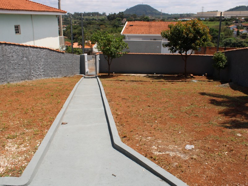 CASA RESIDENCIAL ALTO COLINA