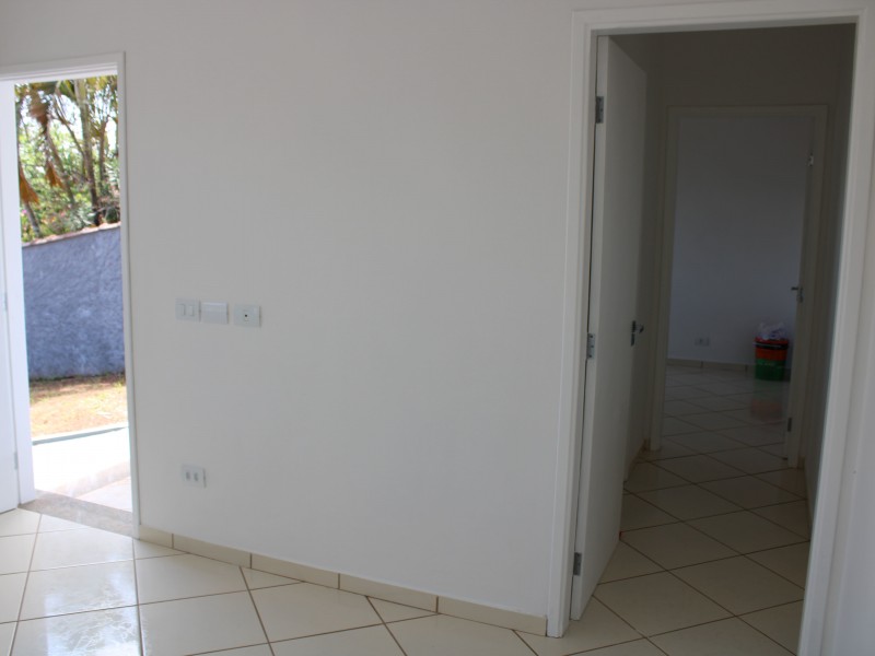 CASA RESIDENCIAL ALTO COLINA